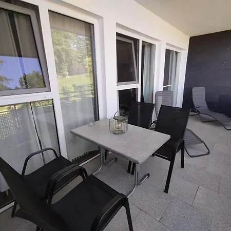 Appartement Tiny Atelier Leihfahrraeder Gratis Shuttleservice